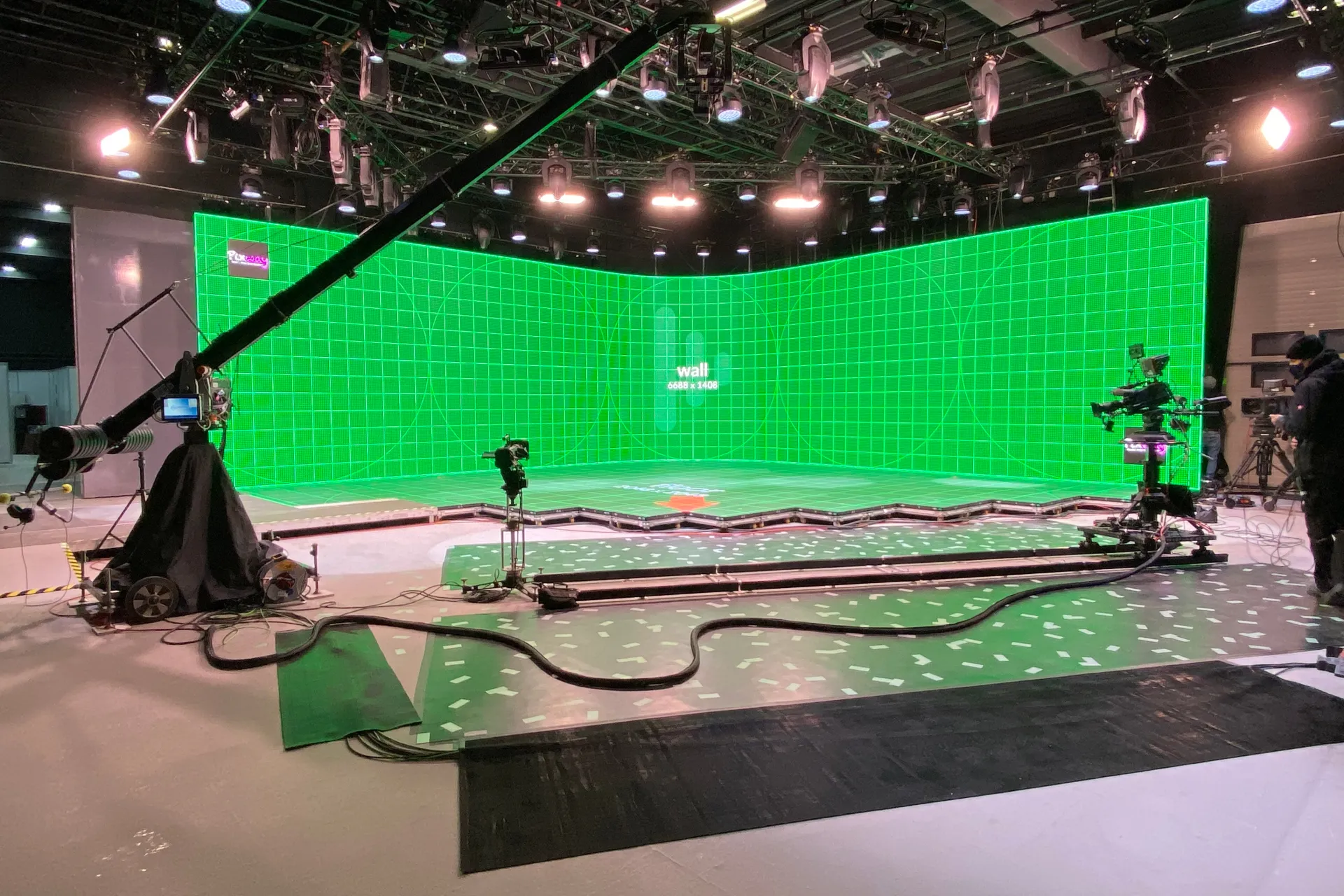 camera tracking general image